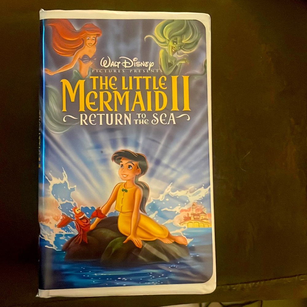 THE LITTLE MERMAID ll